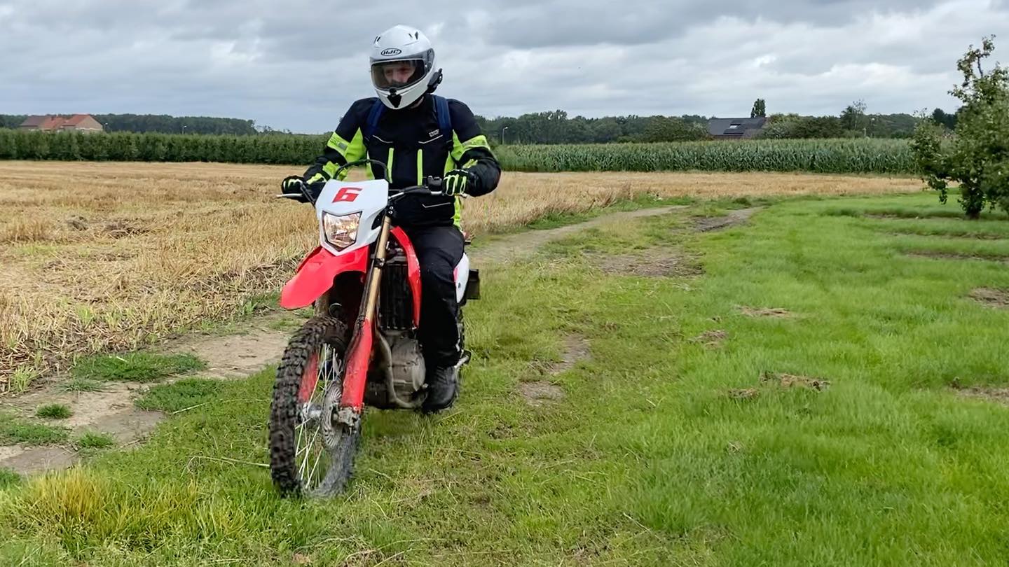 Enduro wandeling - CRF huurmotoren 2