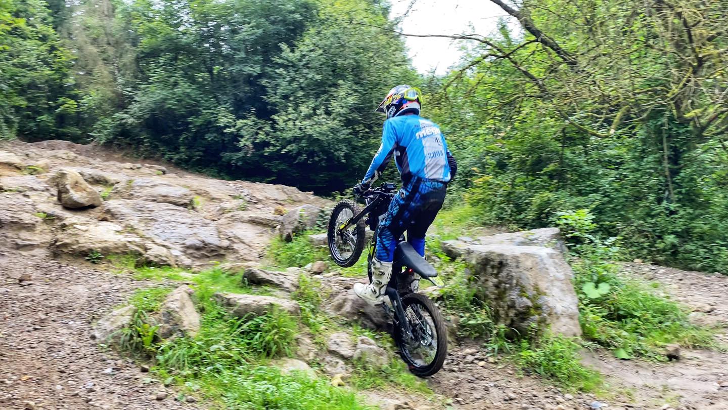 Endurofun-e-enduro bilstain vrienden uitstap 12