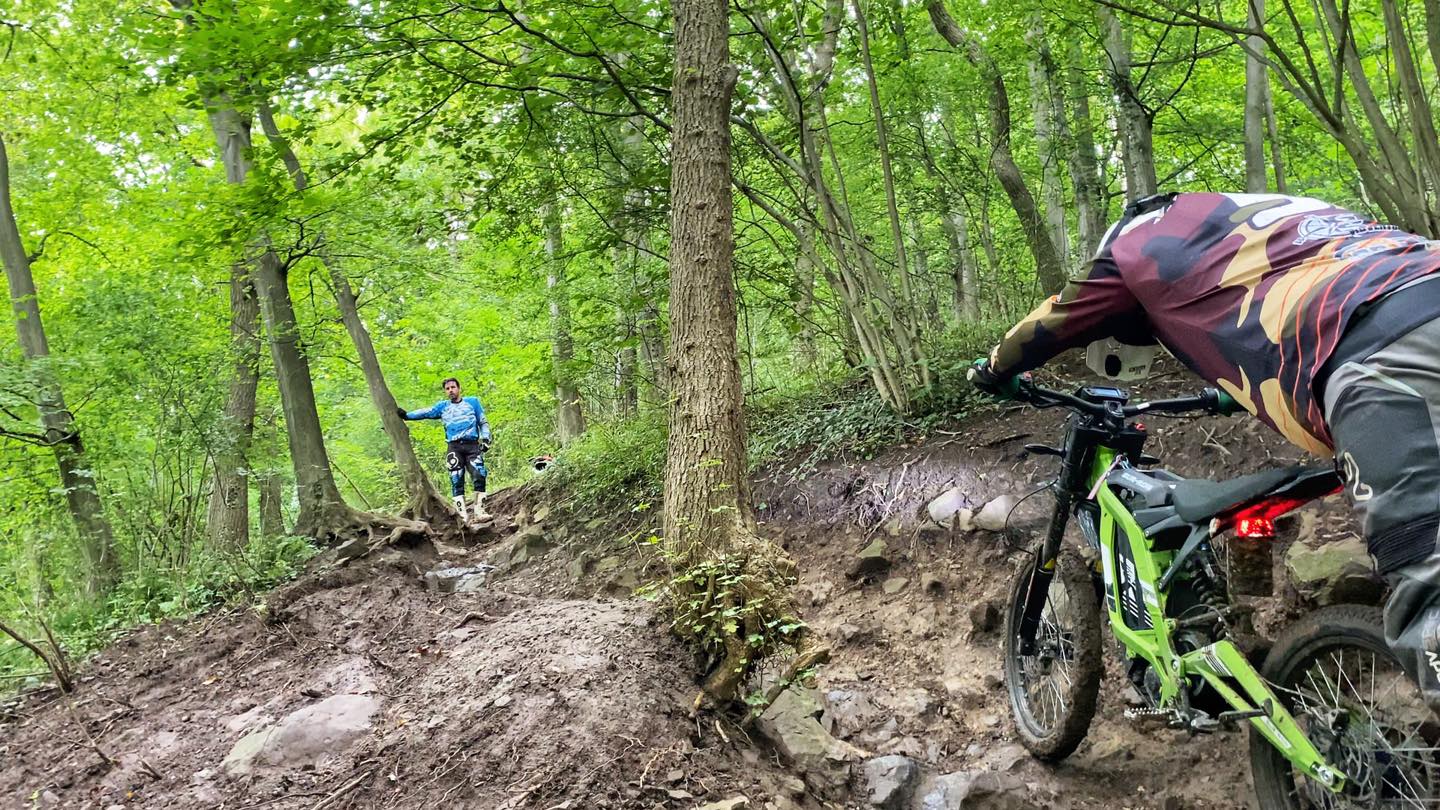Endurofun-e-enduro bilstain vrienden uitstap 6